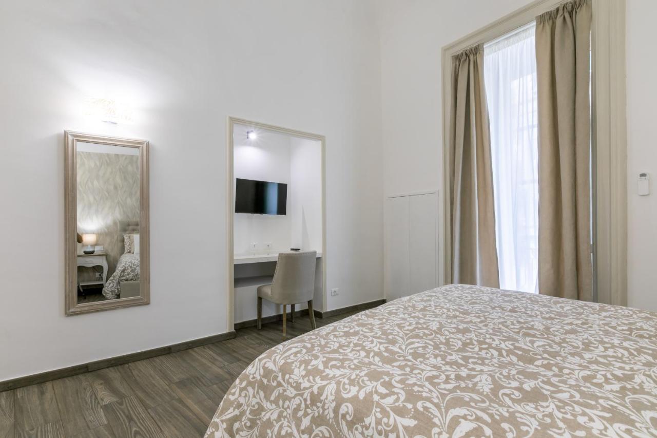 Vittorio Emanuele Charming Central Flats パレルモ エクステリア 写真